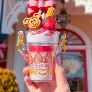 NWT Tokyo Disney Resort Mickey Parfait Souvenir Snack Candy Case w/ Strap